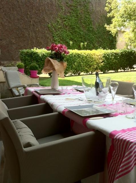The Gorgeous Hyper Center Private Garden Apartment Reims Room photo